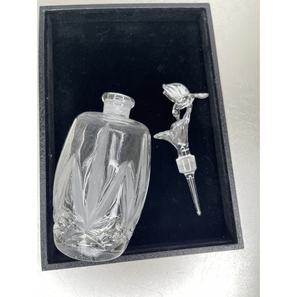 Vintage Perfume Glass Bottle Etched Clear With Hummingbird Stopper - Picture 2 of 6